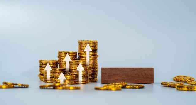 年収1000万を超える50代の割合は?実現した人の特徴や家計事情を解説