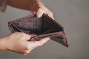 任意整理の支払いが遅れたらどうなる?遅延のリスクと確実な完済方法