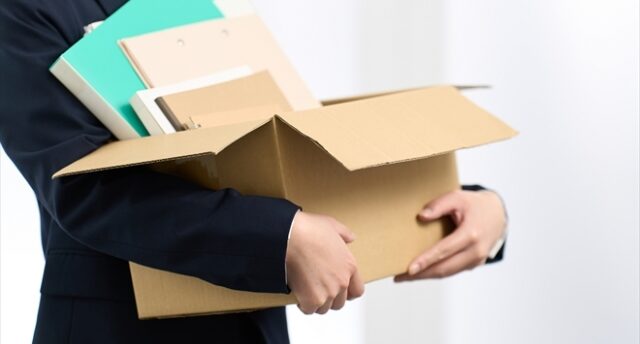 降格で転職を考える人は多い？降格後に転職するメリット・デメリットを解説