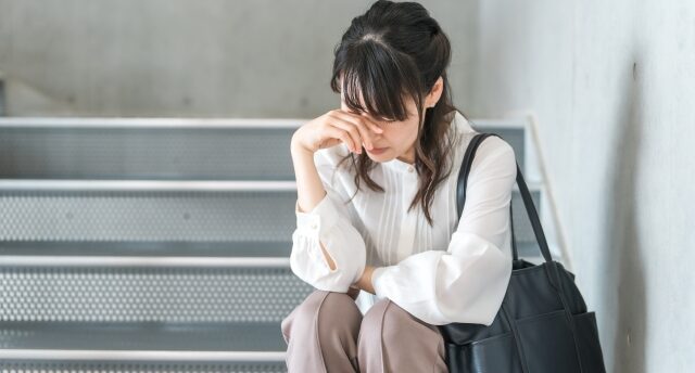 仕事終わりに何もできないのが辛い…。疲れて何もできない原因と対処法