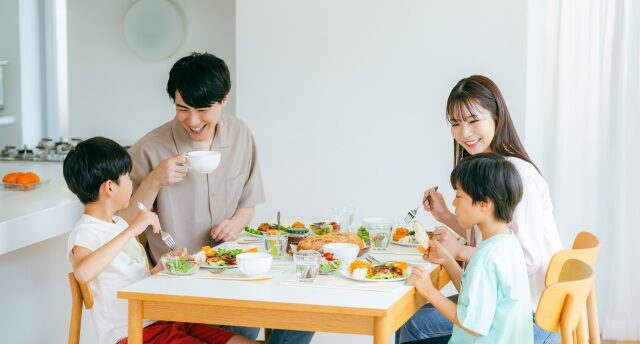 手取り30万の家族の一般的な生活レベルは？1か月の平均生活費と生活レベルの上げ方を解説