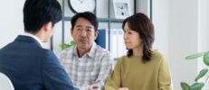 50代が最低限入っておくべき保険とは？老後に備える選び方を解説